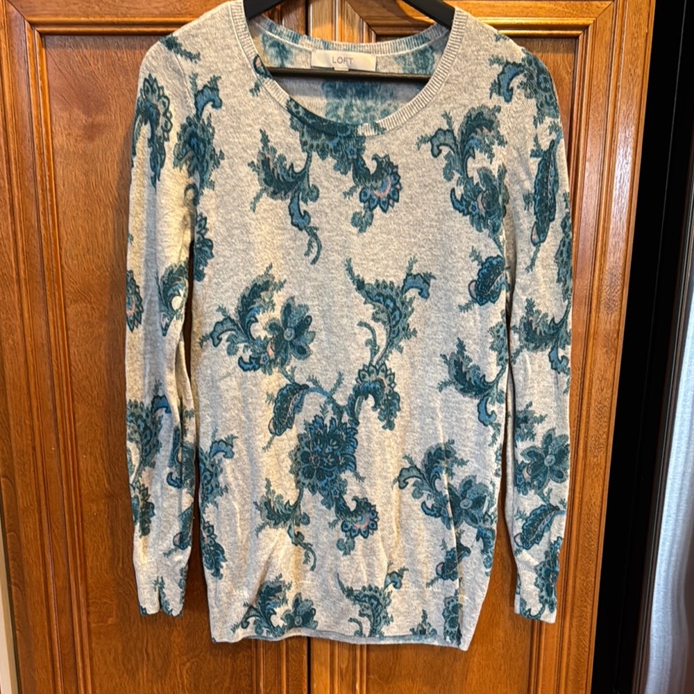 LOFT Women's Gray and Teal Sweater